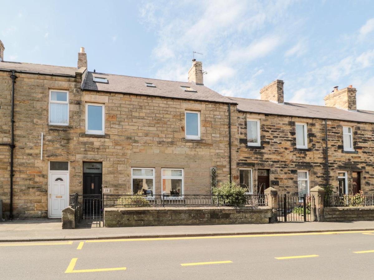Villa The Old Sweet Shop Alnwick Exterior foto